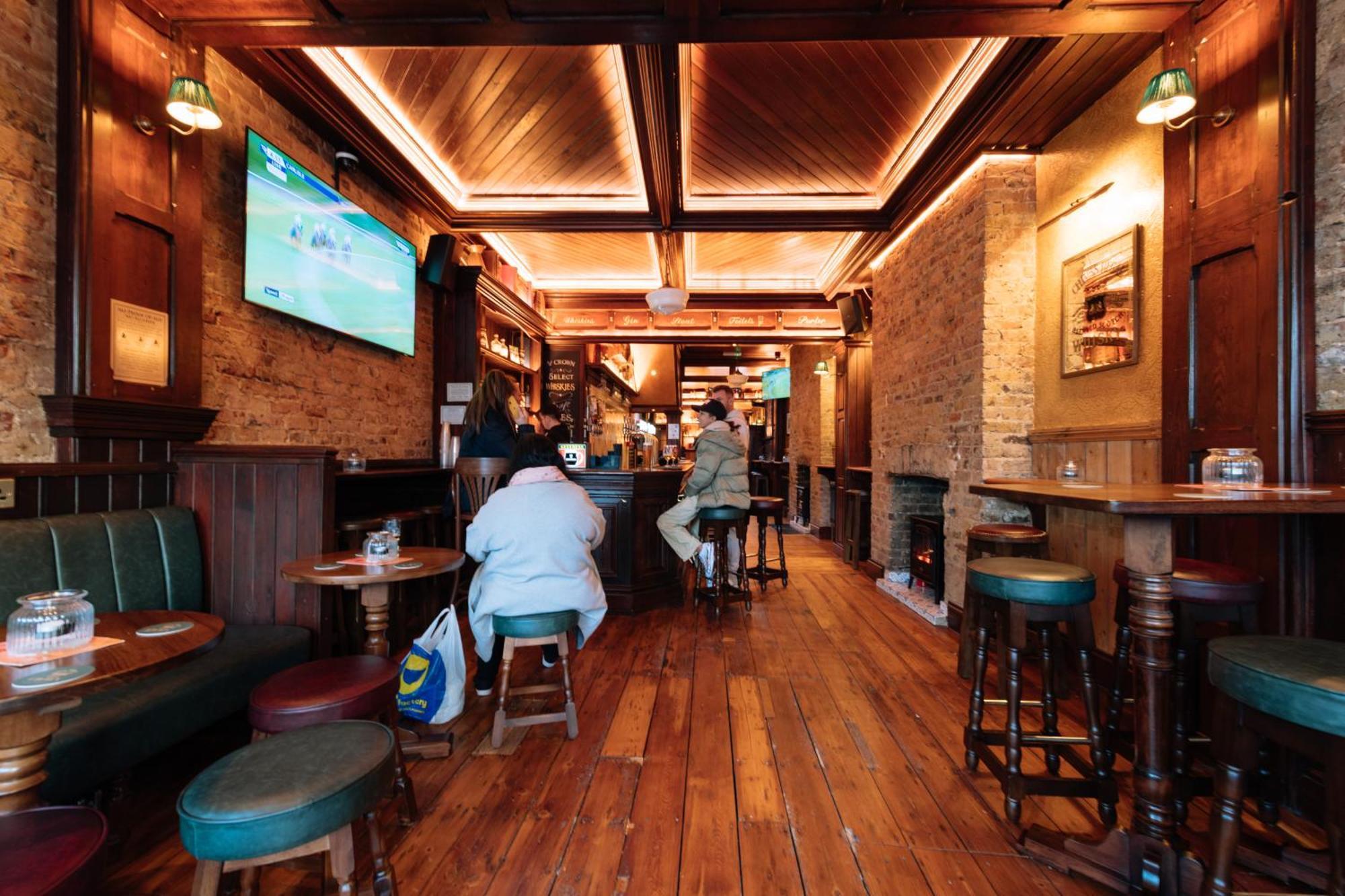 The Crown Pub & Guesthouse London Ngoại thất bức ảnh